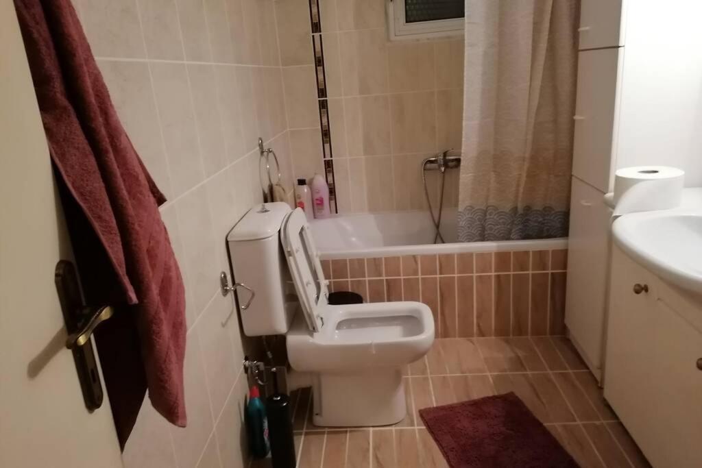 Debby'S Central Apartment Kavála ภายนอก รูปภาพ